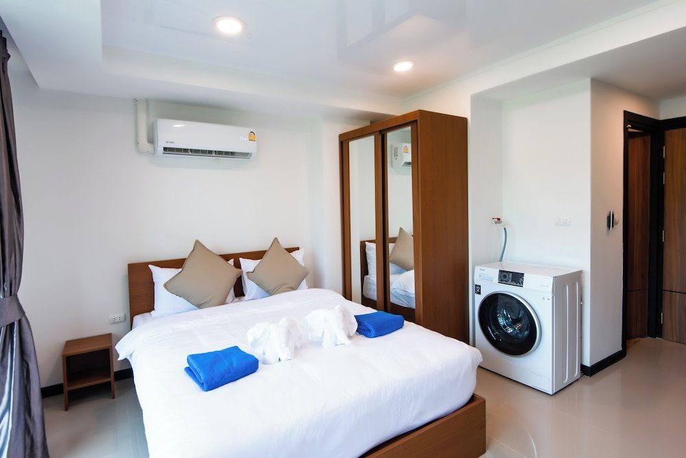 Муанг: Rawai Beach condo 418