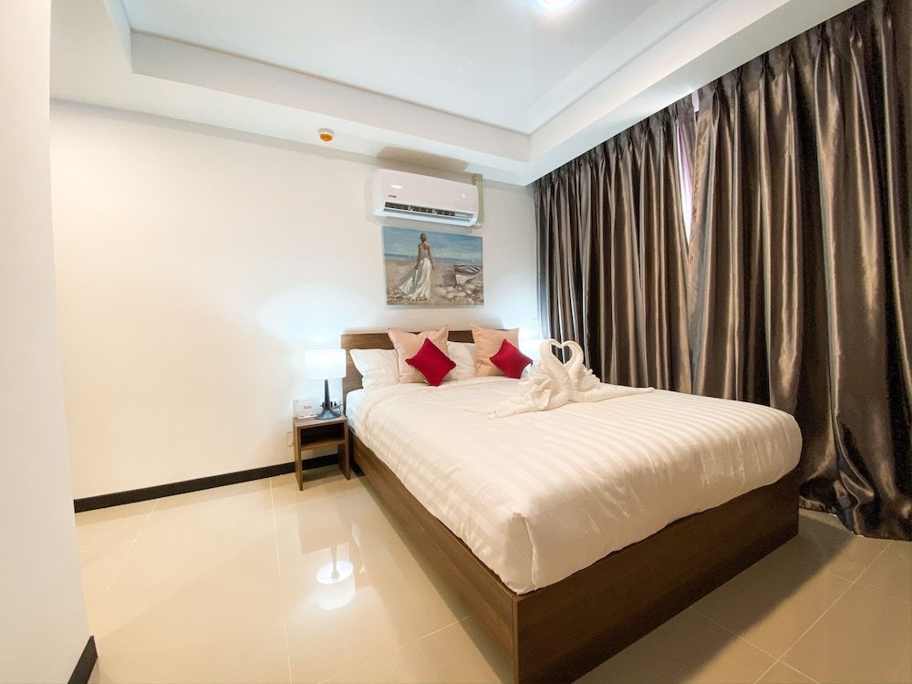 Naiharn Sea Condominium P210 — фото 2