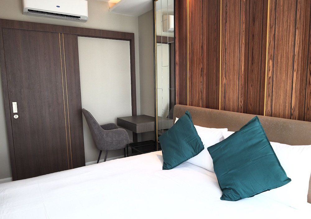 Тхаланг: Mida Grande Resort D407