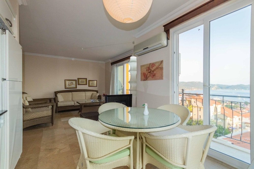 Каш: Sea View Flat 5 min to Ancient City in Kas