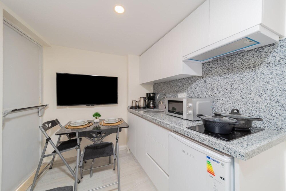 Studio Flat 10 min to Mermerli Beach in Antalya — фото 4