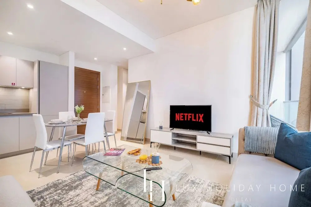 Дубай: LUX  The Executive Sobha Suite 2