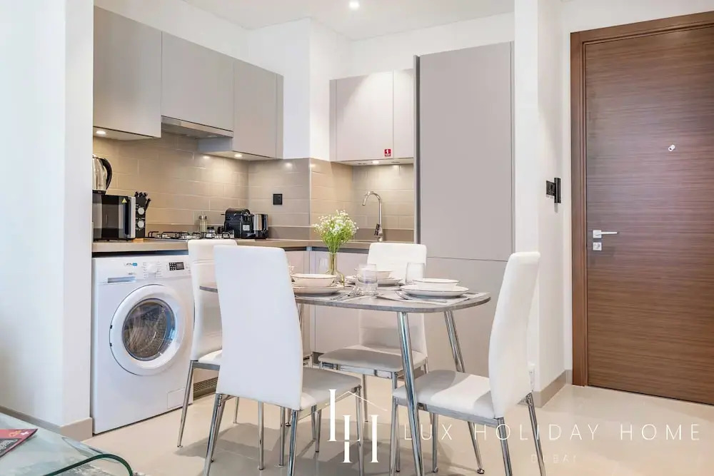 Дубай: LUX  The Executive Sobha Suite 2