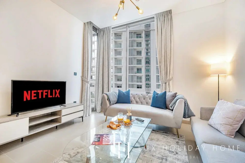 Дубай: LUX  The Executive Sobha Suite 2