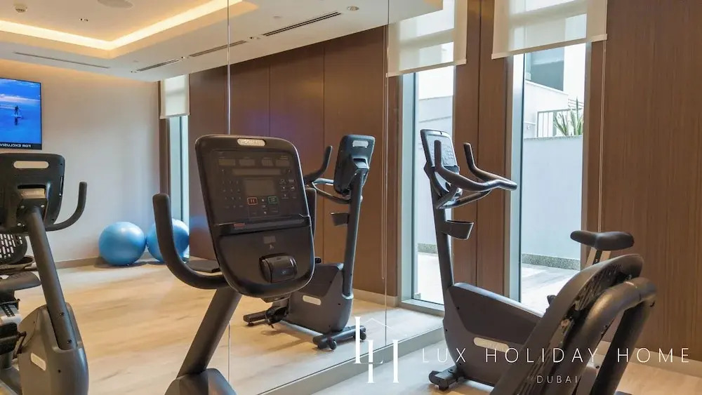 Дубай: LUX  The Executive Sobha Suite 2