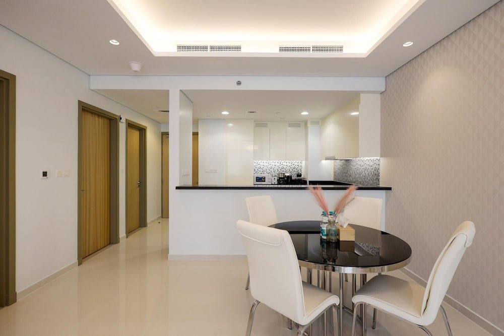 Дубай: Ptr-4503 Furnished 2BR Apartment Spacious Unit