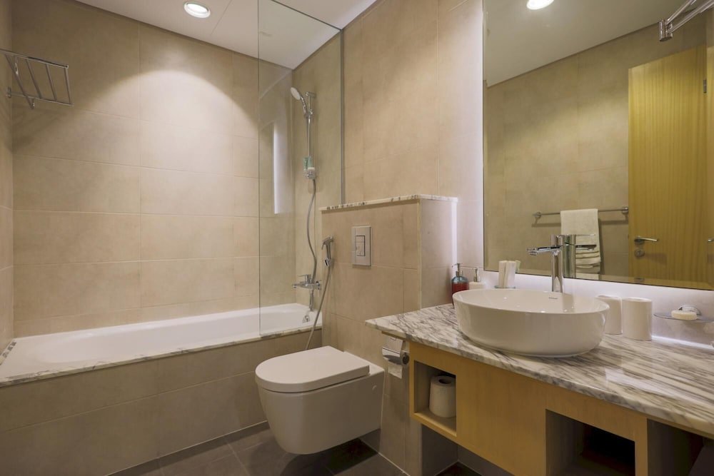 Дубай: Ptr-4503 Furnished 2BR Apartment Spacious Unit