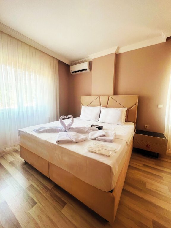 Арсин: Seabird Suite Hotel