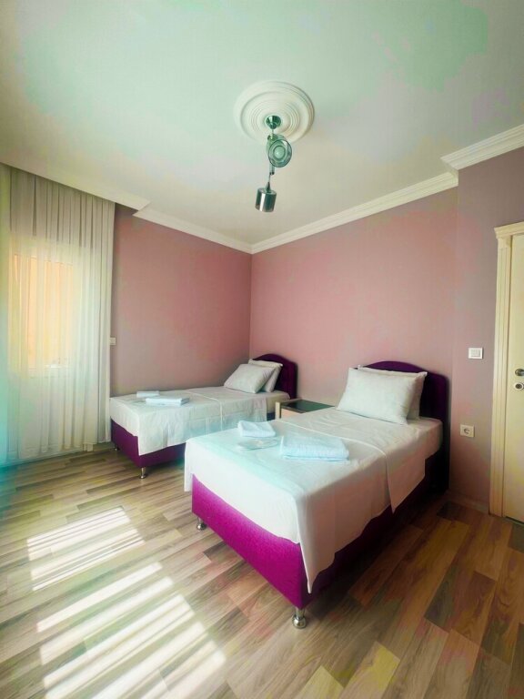 Арсин: Seabird Suite Hotel