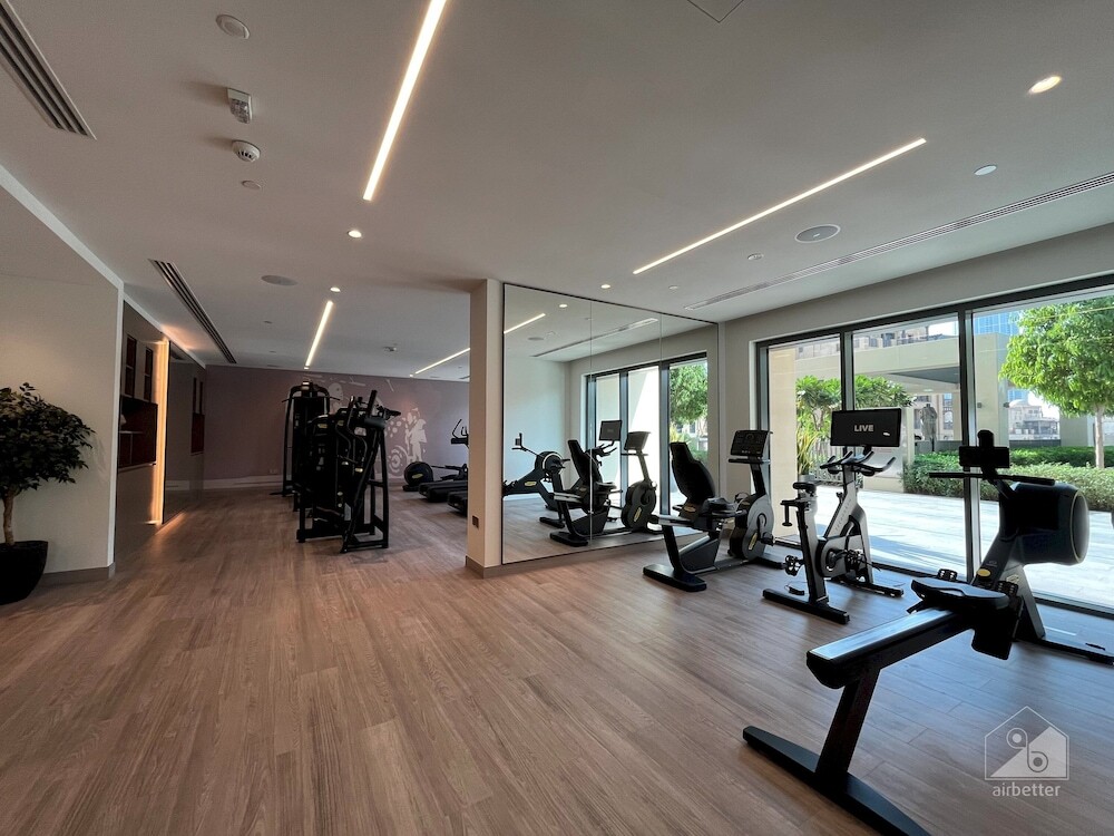 Дубай: Luxury Burj Royale in the heart of Downtown