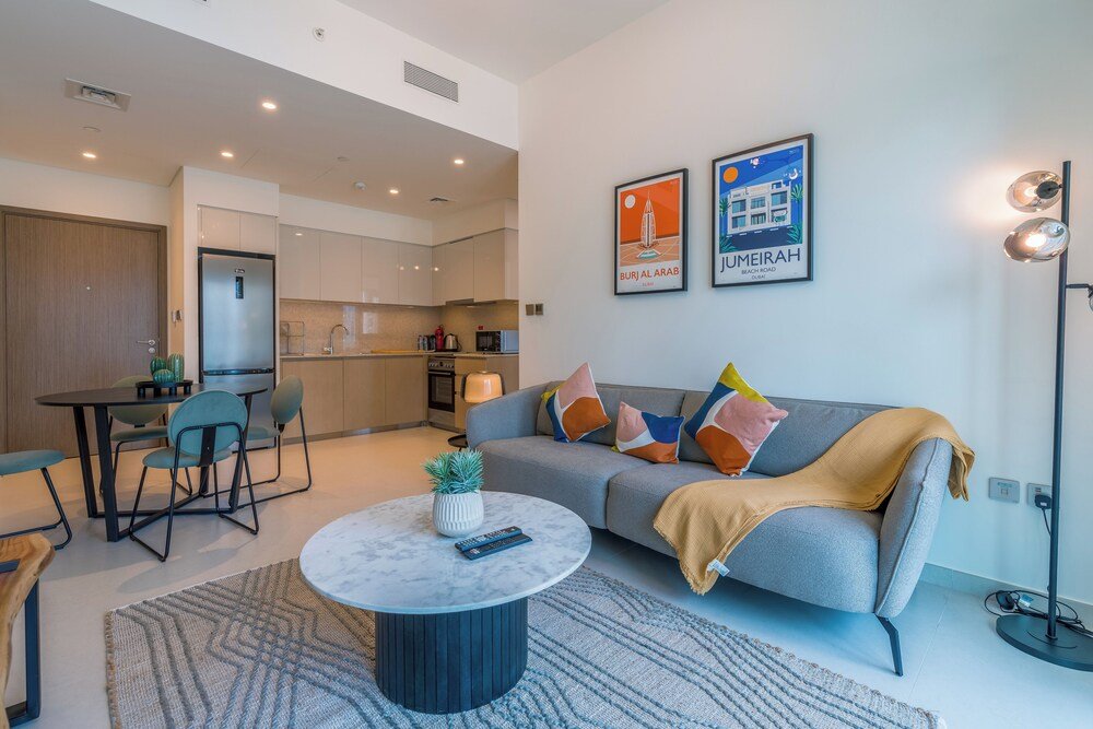 Дубай: Luxury Burj Royale in the heart of Downtown