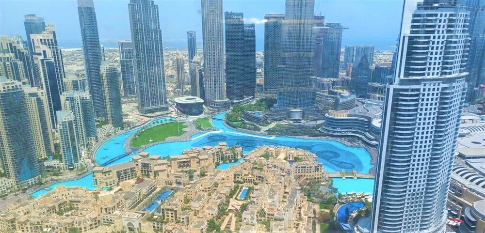 Дубай: Luxury Burj Royale in the heart of Downtown