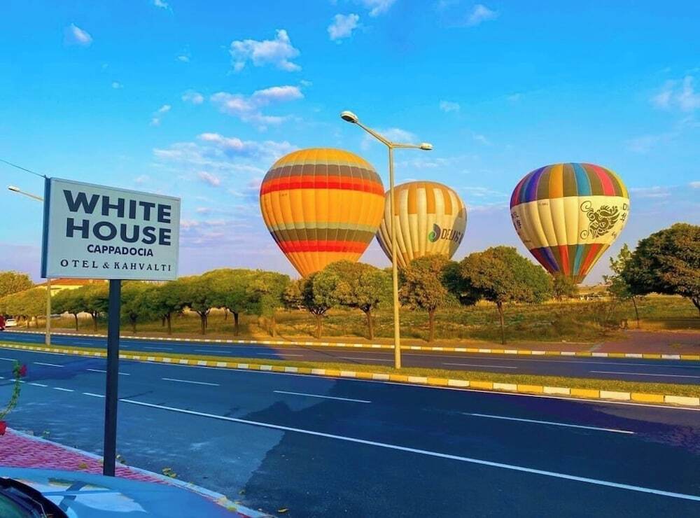 Учисар: White house cappadocia