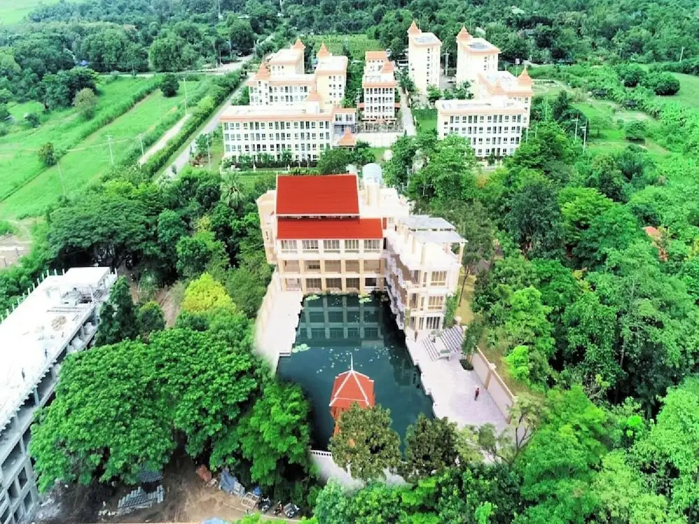 Пак-Чонг: Wellness World Khao Yai