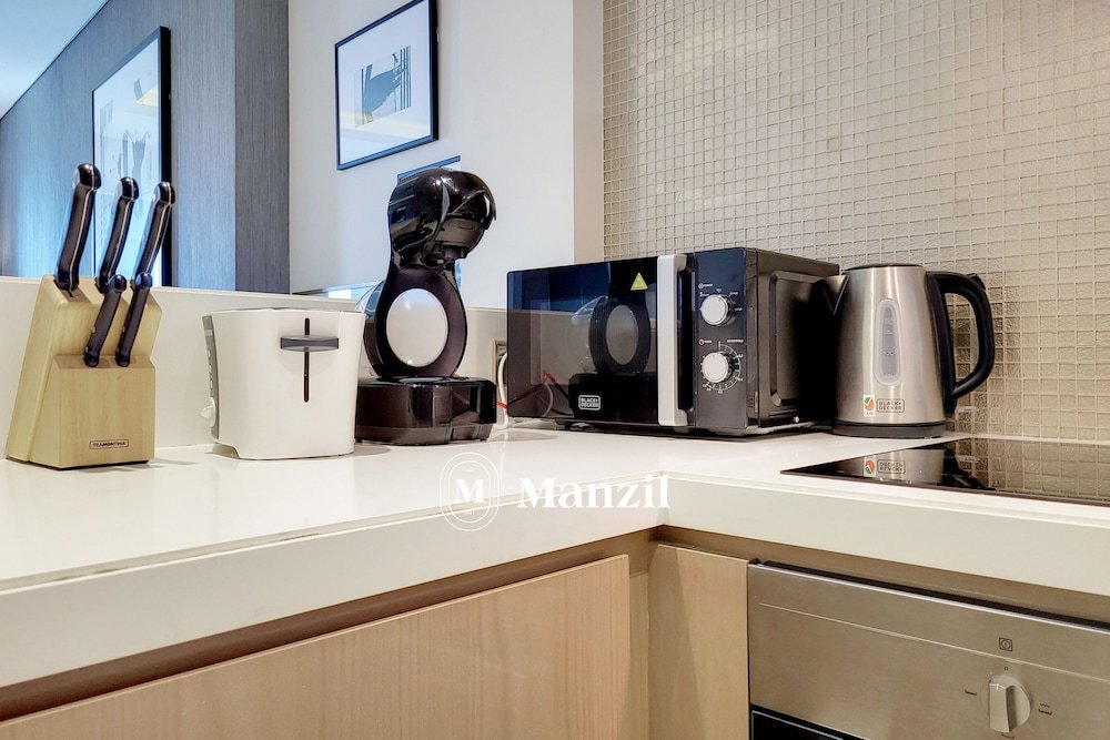Дубай: Manzil - Cozy 1BR in Paramount w Burj Khalifa View
