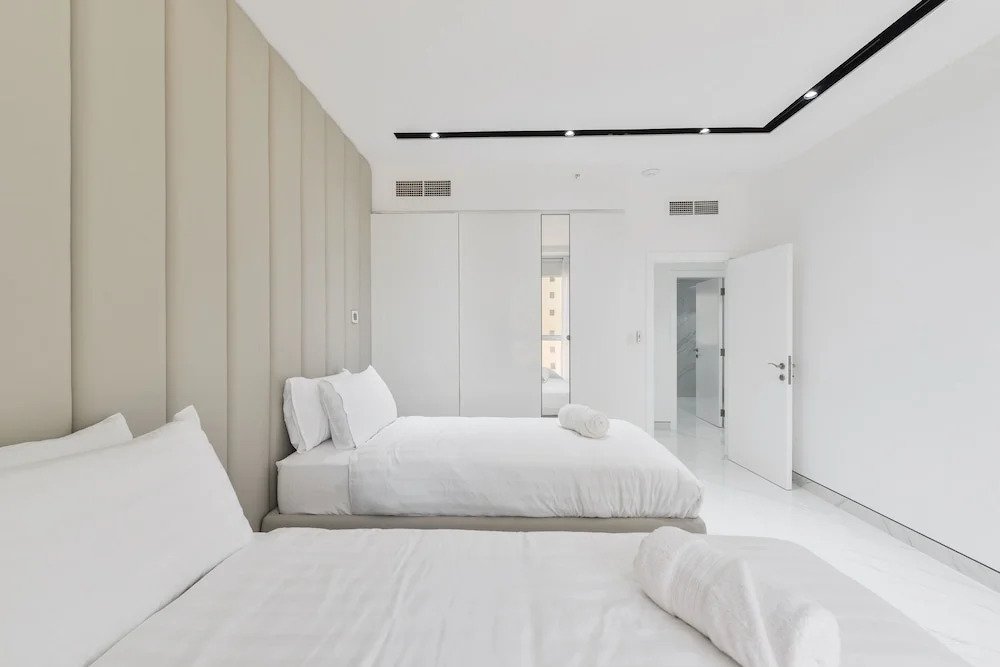 Дубай: Waterfront Luxury 3plus1 BR in JBR Dubai