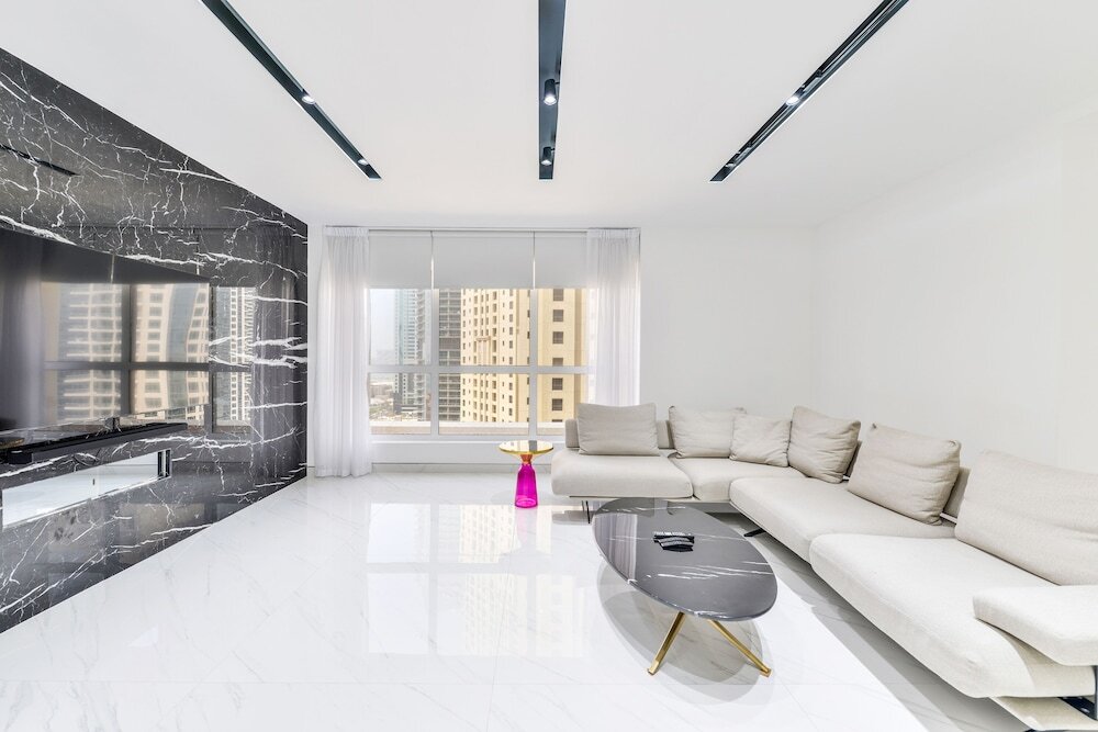 Дубай: Waterfront Luxury 3plus1 BR in JBR Dubai