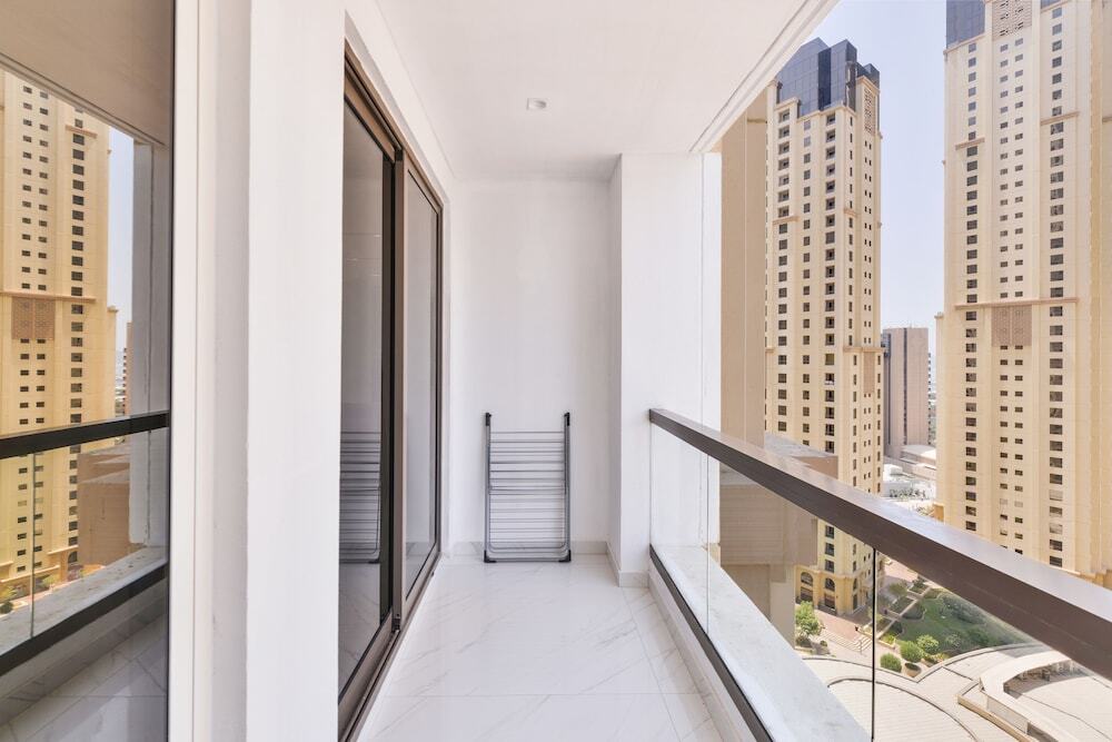 Дубай: Waterfront Luxury 3plus1 BR in JBR Dubai