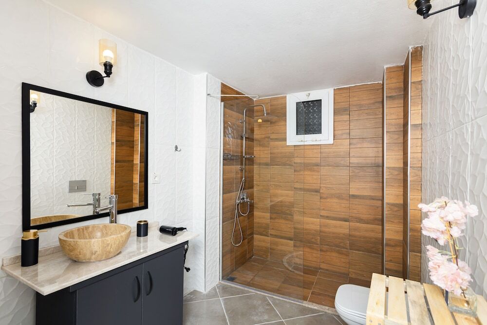 Измир: 8 Rooms House