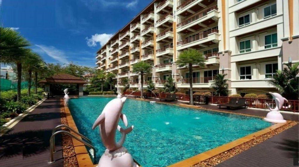 114 Top Location Swimming Pool Gym Wi-fi Nightlife — фото 2
