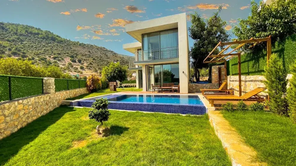 Кумлуджа: Villa w Pool Jacuzzi 5 min to Marina in Antalya