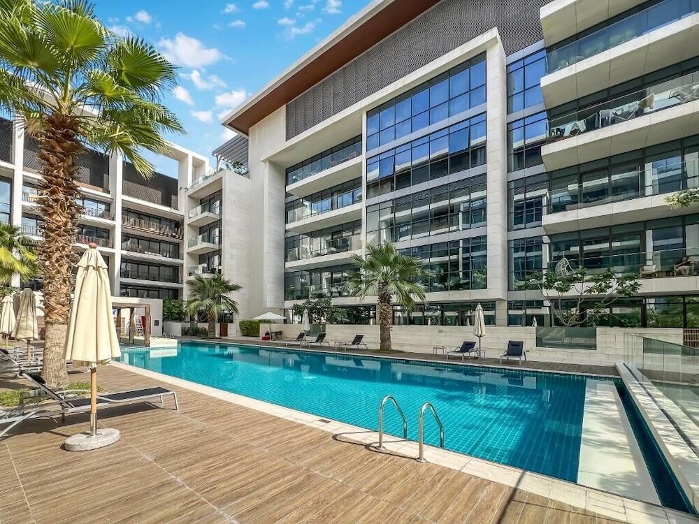 Дубай: Aya - Awe-inspiring 2BR in City Walk with Balcony