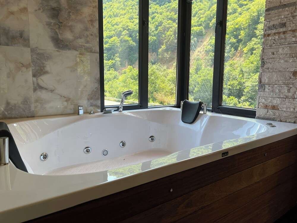 Узунгёль: aquarium bungalow uzungöl