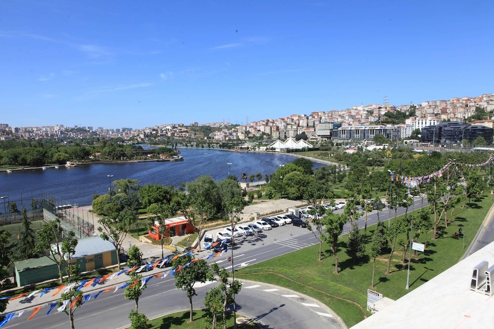 Стамбул: Ramada Hotel & Suites Istanbul Golden Horn