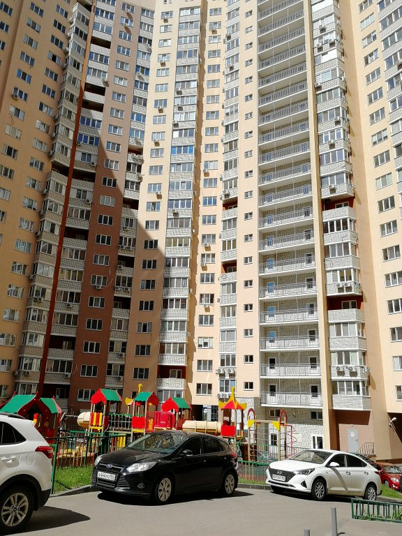 Саратов: Апартаменты на Лунной 30А