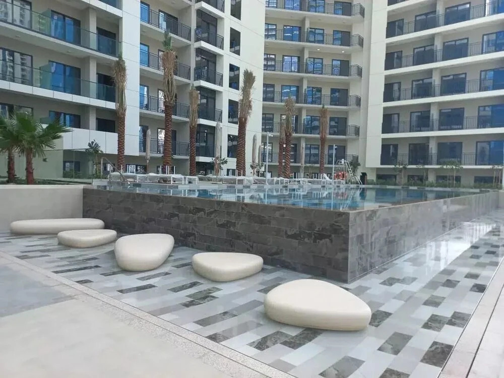 Дубай: Tanin - Exquisite 1BR Apt in Zada Tower with Canal Views