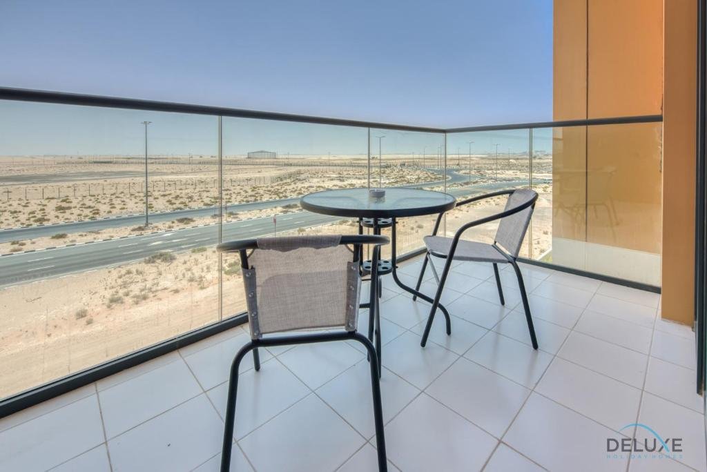 Дубай: Luxury 1 Bedroom Apartment at DAMAC Celestia by Deluxe Holiday Homes