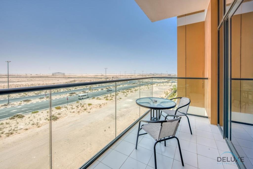 Дубай: Luxury 1 Bedroom Apartment at DAMAC Celestia by Deluxe Holiday Homes