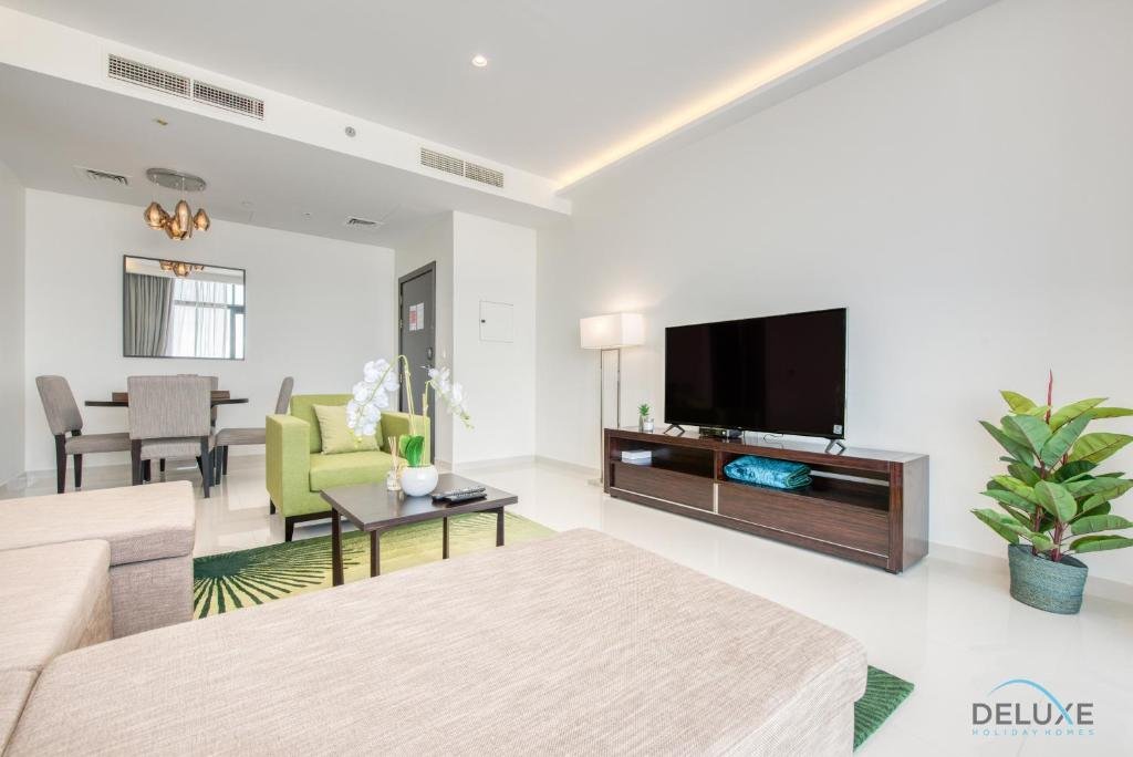 Дубай: Luxury 1 Bedroom Apartment at DAMAC Celestia by Deluxe Holiday Homes