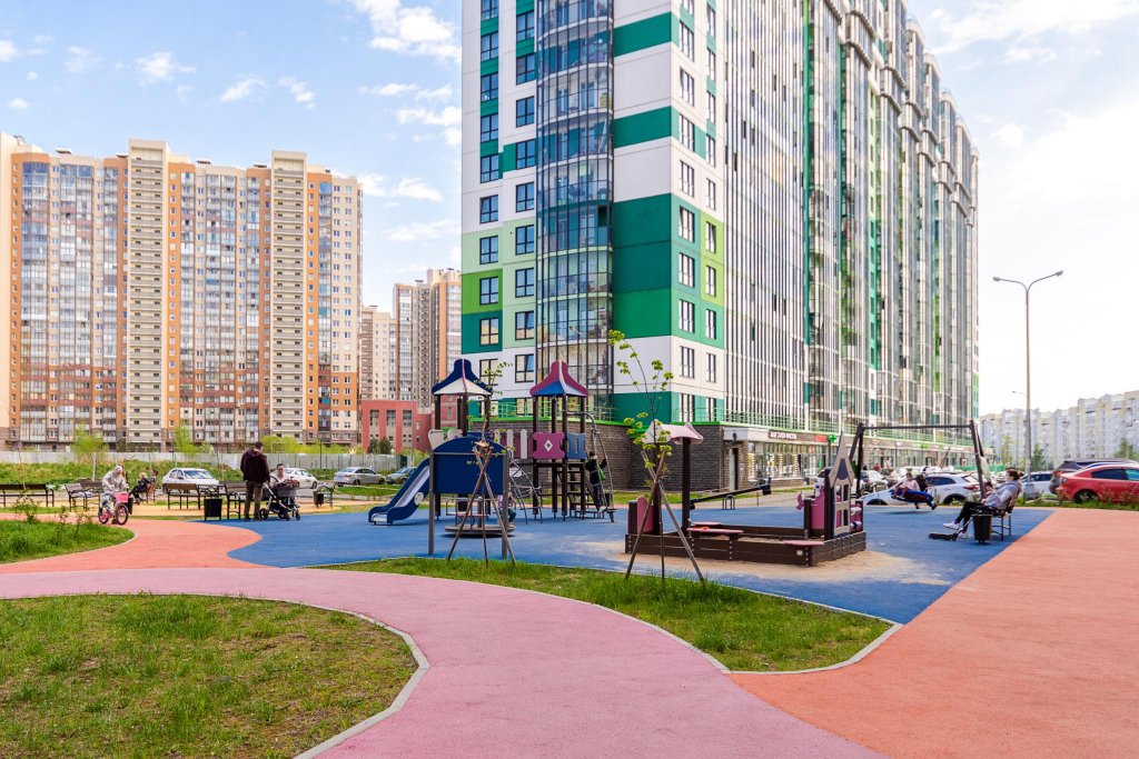 Санкт-Петербург: Only Piter (Онли Питер) на проспекте Комендантский