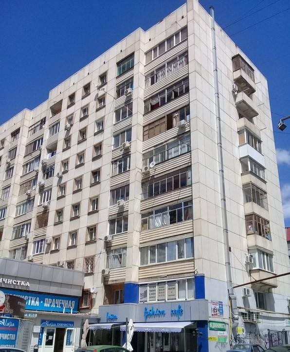 Саратов: Огни Саратова на улице Московская 134/146