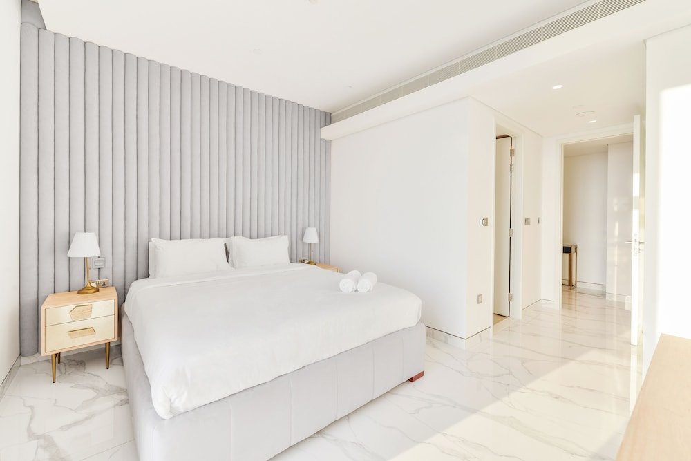 Дубай: Luxe 3BR with maids room in Bluewaters