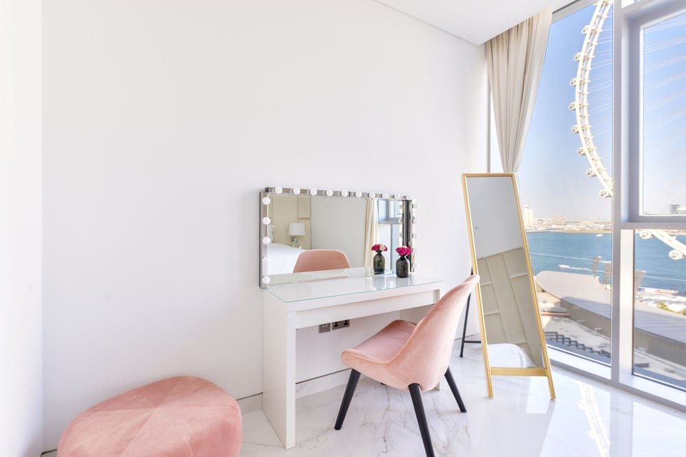 Дубай: Most beautiful 3BR in BLUEWATERS Dubai