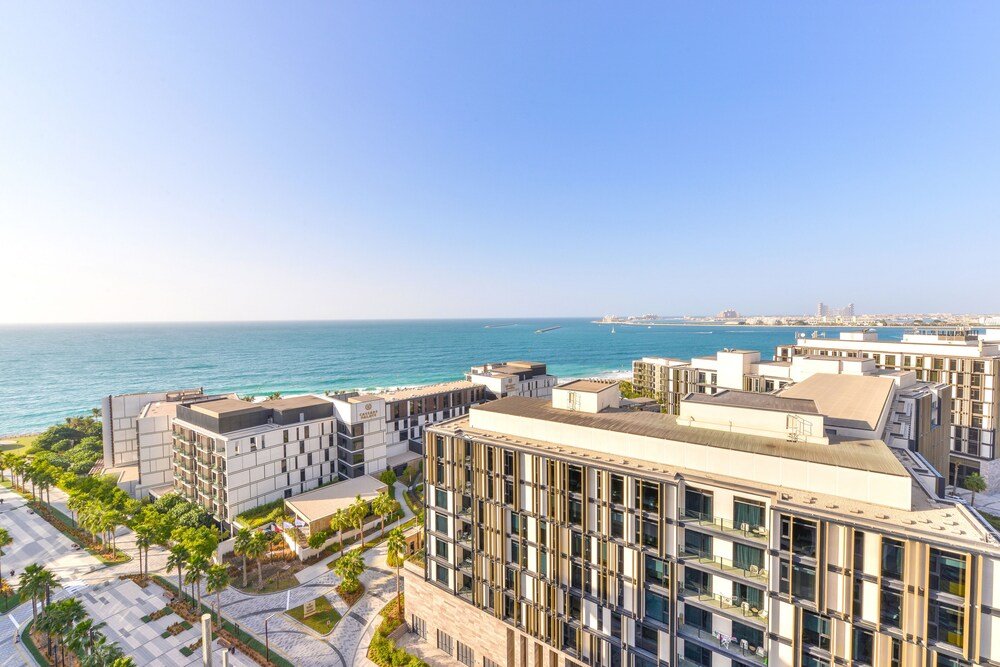 Дубай: Most beautiful 3BR in BLUEWATERS Dubai