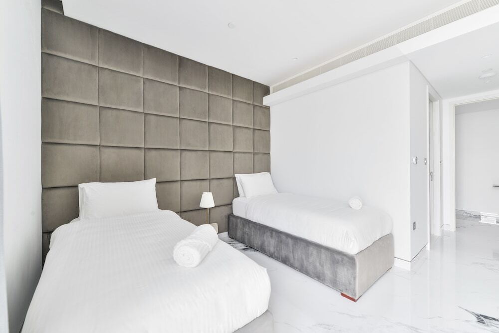 Дубай: Luxurious 3BR w maidroom in BLUEWATERS