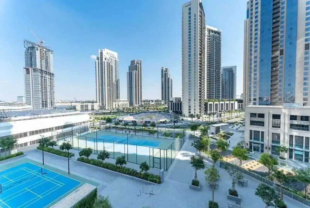 Дубай: Aya - Outstanding 1BR Apartment With Amazing Creek Views