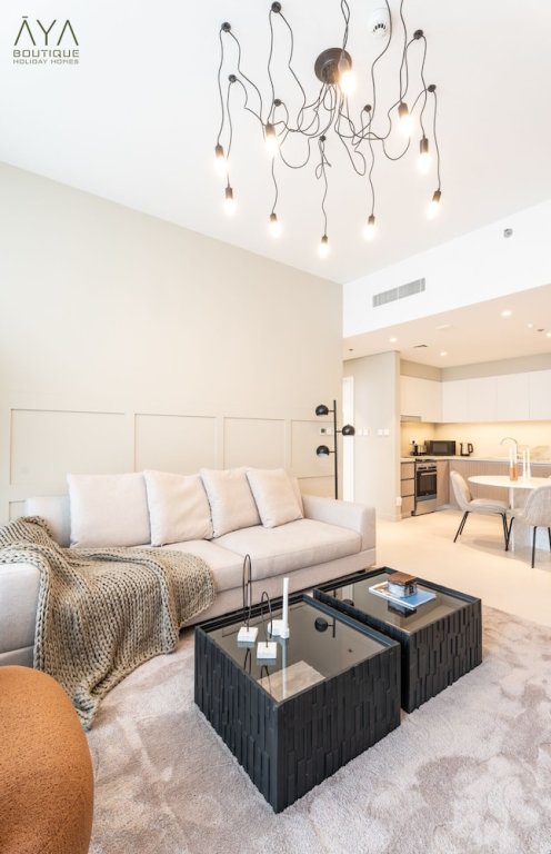 Дубай: Aya - Outstanding 1BR Apartment With Amazing Creek Views
