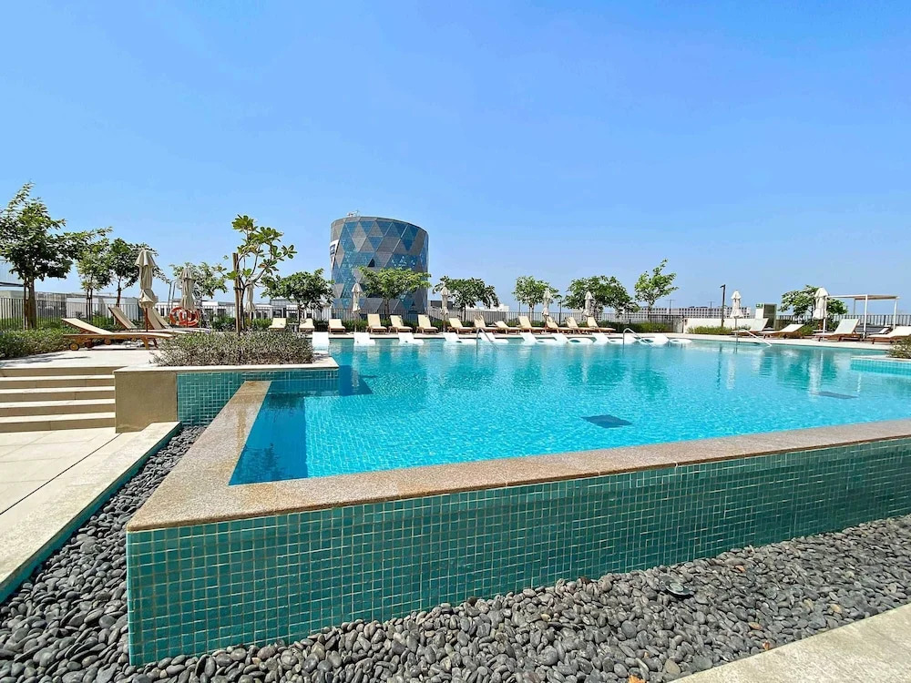 Дубай: Silkhaus Collective, Dubai Hills