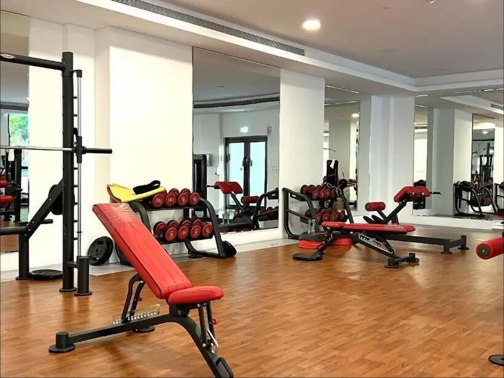 Дубай: Aya - Modern 1BR Apartment with Balcony in Rahaal 2