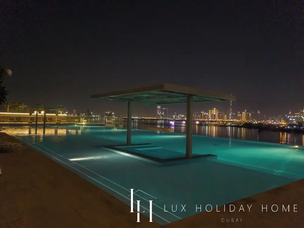 Дубай: LUX  The Dubai Creek View Suite