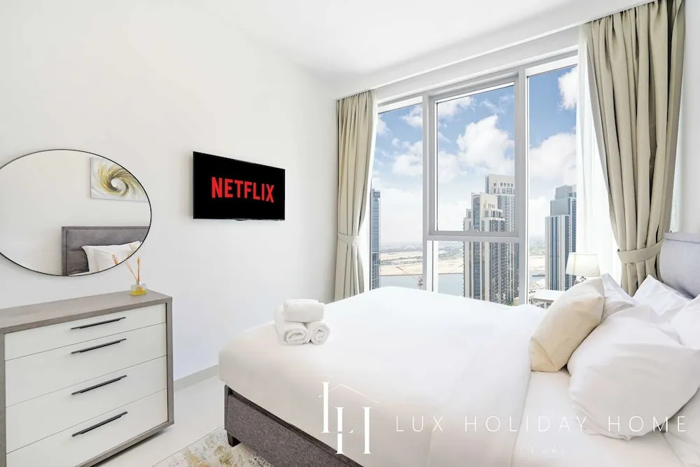 Дубай: LUX  The Dubai Creek View Suite