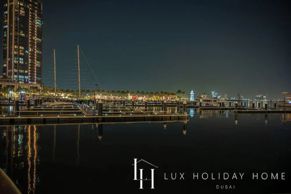 Дубай: LUX  The Dubai Creek View Suite