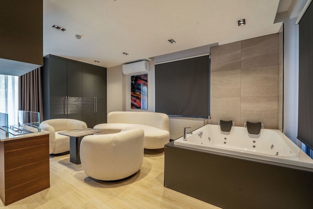 Сайл: La Miel Suites Sile