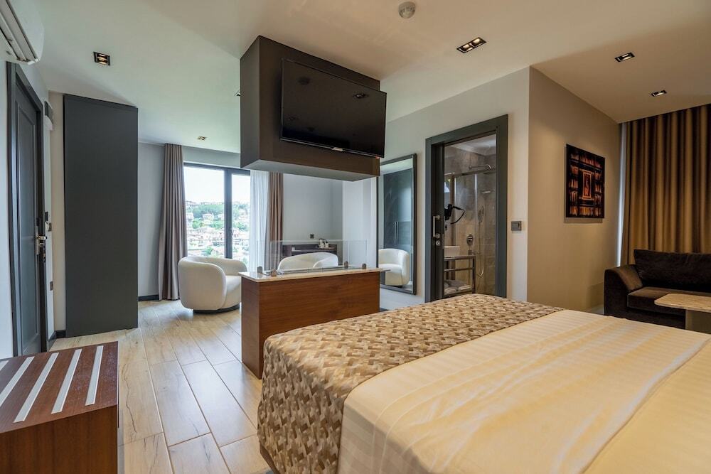 Сайл: La Miel Suites Sile