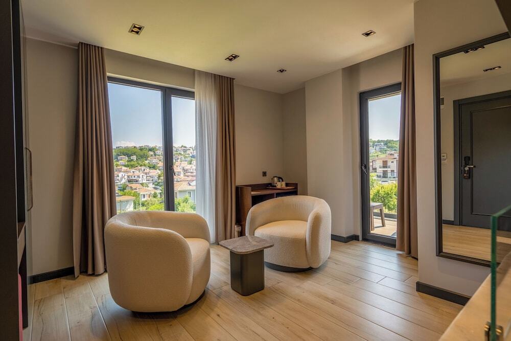 Сайл: La Miel Suites Sile