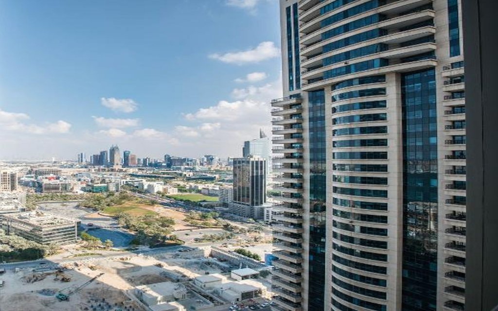 Дубай: Dubai huge terrace Penthouse with pool